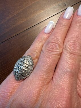 Vintage-Inspired Marcasite Filigree small Ring